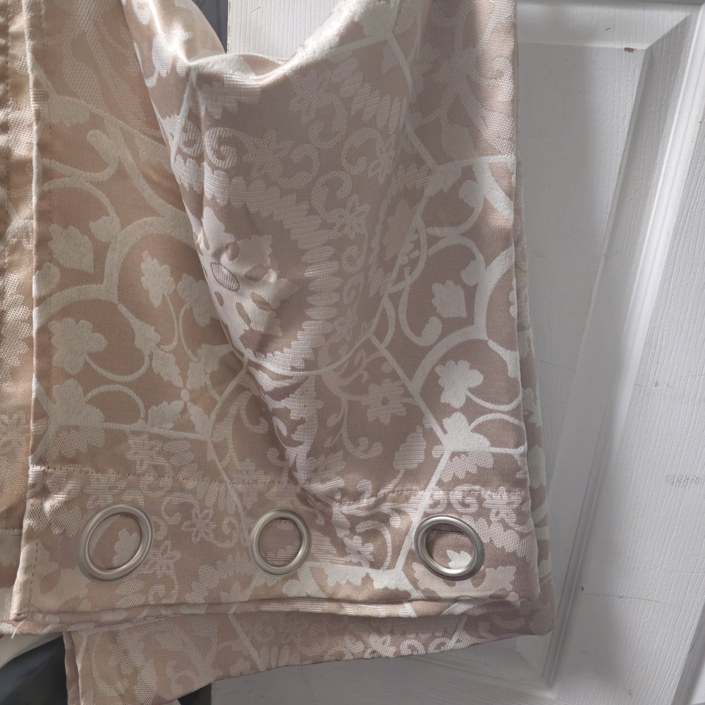 Elegant Pink and White Patterned Curtains